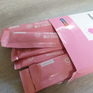 주식회사 얼굴반쪽 [얼굴반쪽 가르시니아 2,800mg] x 14포 1주 젤리 다이어트 보조제 체지방감소 — 5점을 준 리뷰어가 2021년 11월 올린 사용 사진