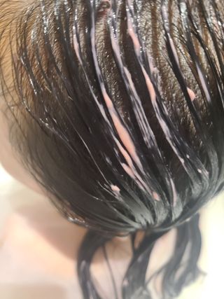 [유니프] 헤어 샤이니 핑크 컬러 트리트먼트240g — 4점을 준 리뷰어가 2023년 12월 올린 사용 사진