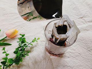 (주)쟈뎅 쟈뎅 클래스 핸드 드립 커피 10P 2종_디카페인 1종+랜덤 플레이버 1종 — 5점을 준 리뷰어가 2021년 3월 올린 사용 사진