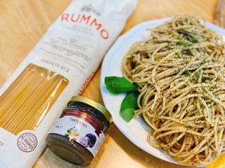 이탈리안 프리미엄 파스타 룸모 Rummo 파스타 2종 + 바질 페스토 + 블랙 트러플 페이스트 — 5점을 준 리뷰어가 2021년 7월 올린 사용 사진