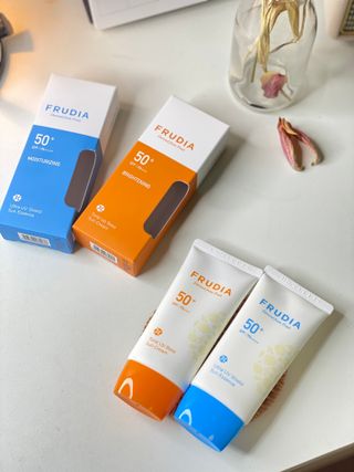 [후르디아] 혼합자차 선 에센스+톤업 선크림 2종 — 5점을 준 리뷰어가 2021년 4월 올린 사용 사진