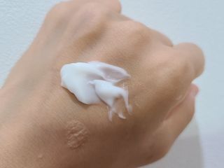 플레라디 에델바이스 인리치드 머랭 크림 — 3점을 준 리뷰어가 2021년 6월 올린 사용 사진