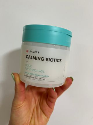 리더스코스메틱 리더스 카밍 바이오틱스 퀵 수딩 패드 — 5점을 준 리뷰어가 2022년 4월 올린 사용 사진
