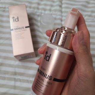아이디플라코스메틱 아이디 브이로직 마이너스 필링 토너 110ml — 5점을 준 리뷰어가 2022년 5월 올린 사용 사진