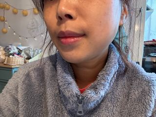 [후르디아] 올리브영 꿀과즙 립밤 2종 (블루베리/석류) — 4점을 준 리뷰어가 2022년 12월 올린 사용 사진