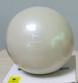 트라택 쿠셔닝 웨이트볼 0.5kg + 1kg SET — 5점을 준 리뷰어가 2022년 6월 올린 사용 사진