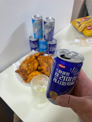한미사이언스 [한미] 스파클링 프리미엄 레시피 (카페인, 제로카페인 2종)각5개총10개제공 — 5점을 준 리뷰어가 2025년 1월 올린 사용 사진