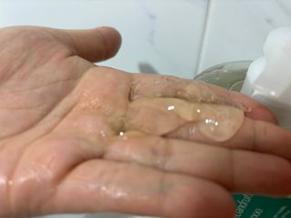 닥터시드 페퍼민트 앤 레몬 비건 비듬케어 쿨 탈모 샴푸 (1000ml) — 5점을 준 리뷰어가 2024년 1월 올린 사용 사진