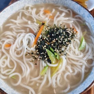 [한면원] 잔치국수 2인분 — 5점을 준 리뷰어가 2022년 7월 올린 사용 사진