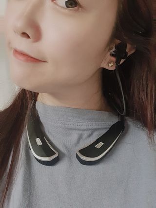 올인원 스마트귀마개 이어폰 뉴올톡 올인원 스마트 귀마개 이어폰 뉴올톡 — 5점을 준 리뷰어가 2021년 1월 올린 사용 사진