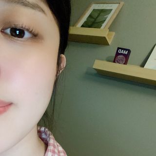 [휴랑] 오미자 2,000알로 피부 생기를 채워주는 밸런싱 크림 — 4점을 준 리뷰어가 2021년 11월 올린 사용 사진