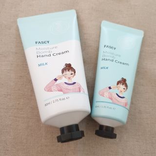 파시 FASCY 高保湿ハンドクリーム40ml+80ml セット — 5점을 준 리뷰어가 2021년 8월 올린 사용 사진