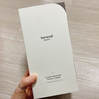 세렌디뷰티 클라우드 모이스쳐 페이셜 토너 — 4.5점을 준 리뷰어가 2021년 3월 올린 사용 사진