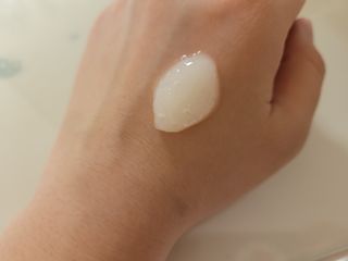 냉장고에 넣어요, 붉은 트러블 피부 다음날 진정되요 [버진팜스 푸딩수딩아토] — 5점을 준 리뷰어가 2021년 10월 올린 사용 사진