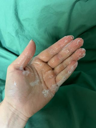 닥터시드 티트리 앤 라임 비건 지성케어 쿨 탈모 샴푸 (1000ml) — 5점을 준 리뷰어가 2023년 7월 올린 사용 사진
