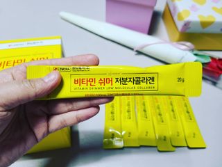 자연에온 경남제약 비타민 쉬머 저분자콜라겐 20g x 30포 — 5점을 준 리뷰어가 2021년 12월 올린 사용 사진