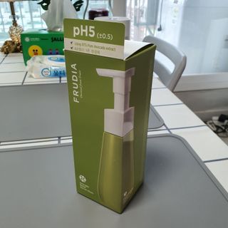[후르디아] 아보카도 약산성 비건 여성 청결제 — 5점을 준 리뷰어가 2021년 7월 올린 사용 사진