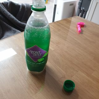 몽베스트 Montbest with Sparkling water Lime20병 — 5점을 준 리뷰어가 2021년 10월 올린 사용 사진