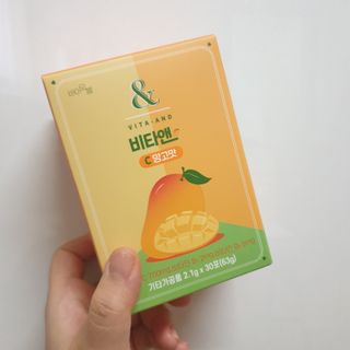 비타앤C 레몬맛, 망고맛 — 5점을 준 리뷰어가 2021년 5월 올린 사용 사진