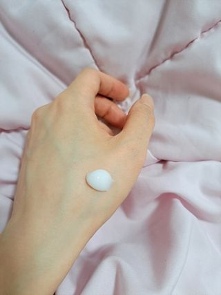 에스트라 아토베리어365 하이드로 수딩크림 — 5점을 준 리뷰어가 2022년 6월 올린 사용 사진