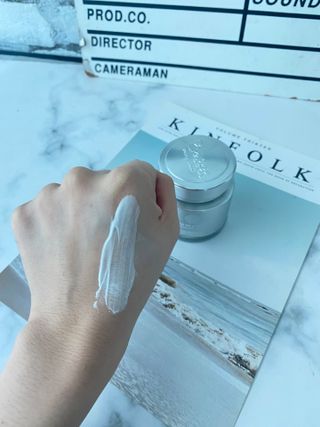 CRE8SKIN(크리에이트스킨) 화사한크림 — 5점을 준 리뷰어가 2022년 3월 올린 사용 사진
