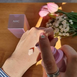 AHC 아우라 시크릿 톤업 벨벳 — 5점을 준 리뷰어가 2021년 4월 올린 사용 사진