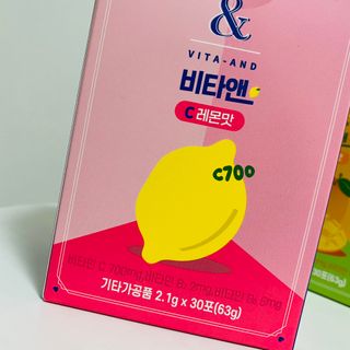 비타앤C 레몬맛, 망고맛 — 5점을 준 리뷰어가 2021년 5월 올린 사용 사진
