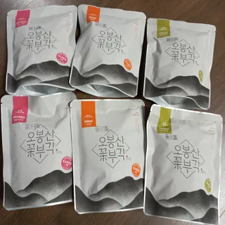 오봉산꽃부각 [만나식품] 오봉산 꽃부각 3가지 맛(오리지널, 새우맛, 매운고추맛) — 5점을 준 리뷰어가 2023년 1월 올린 사용 사진