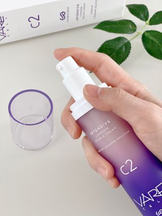 바르셀 주름개선 리프팅 영양크림 인텐시브 리포좀 더블크림-C2 50ml — 5점을 준 리뷰어가 2021년 11월 올린 사용 사진