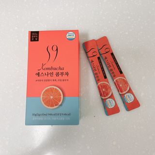 리넥무역 에스나인 콤부차 건강발효 콤부함량59 자몽 5gx10포 — 5점을 준 리뷰어가 2021년 7월 올린 사용 사진