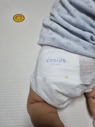 쿠잉 에어드라이  풀커버 팬티기저귀 (L/XL/XXL/XXXL) 1팩 — 5점을 준 리뷰어가 2022년 12월 올린 사용 사진