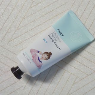 파시 FASCY 高保湿ハンドクリーム40ml+80ml セット — 5점을 준 리뷰어가 2021년 8월 올린 사용 사진