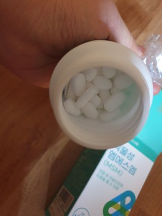 서울약사신협_식물성 엠에스엠_500mg x 120정 — 5점을 준 리뷰어가 2021년 11월 올린 사용 사진