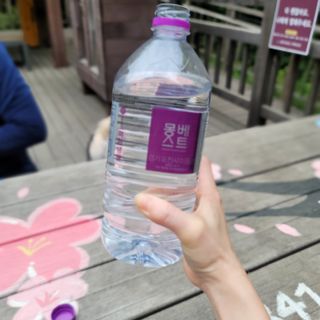 몽베스트 MONTBEST 1L 12입 — 5점을 준 리뷰어가 2022년 6월 올린 사용 사진