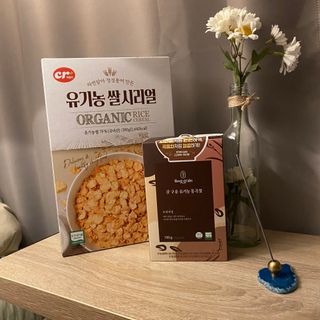 씨알푸드 유기농 쌀 시리얼 390g + 갓 구운 유기농 발아통곡물 150g — 5점을 준 리뷰어가 2021년 12월 올린 사용 사진