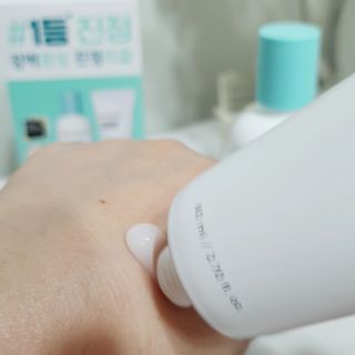 리더스코스메틱 리더스 카밍 바이오틱스 #1등 진정 기획세트 [에센스 워터150ml + 크림 마스크80ml] — 5점을 준 리뷰어가 2022년 10월 올린 사용 사진