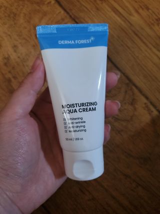 더마포레스트 모이스처라이징 아쿠아크림 / 수분크림 히알루론산 펩타이드 보습 미백 주름개선 — 5점을 준 리뷰어가 2021년 6월 올린 사용 사진
