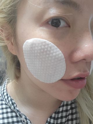 랑벨 비타 에너지 잡티 앰플 패드 65매 (투명하고 밝은 얼굴 광채패드) — 4점을 준 리뷰어가 2022년 6월 올린 사용 사진
