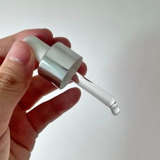 브에노 파리퀸 윌 페이스 오일 — 4.5점을 준 리뷰어가 2021년 7월 올린 사용 사진