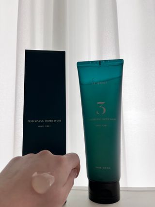 르핸스 퍼포밍 3 바디워시 비반트포렛/베티버포그 — 5점을 준 리뷰어가 2022년 12월 올린 사용 사진
