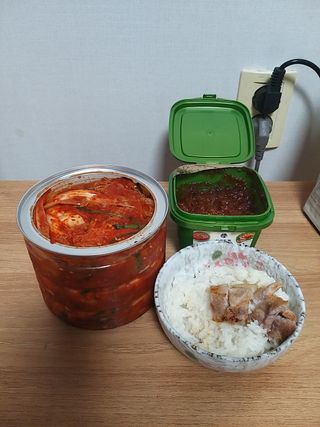 셰프애찬 알배기 겉절이 김치 1kg — 5점을 준 리뷰어가 2022년 9월 올린 사용 사진