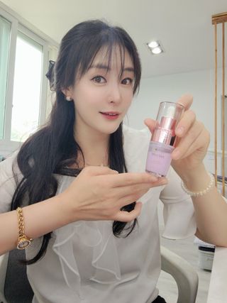 나우 [리브엠] 123억개 엑소좀으로 채운 눈부신 광채, 엑소코어 화이트닝 텐션 앰플 — 5점을 준 리뷰어가 2023년 9월 올린 사용 사진