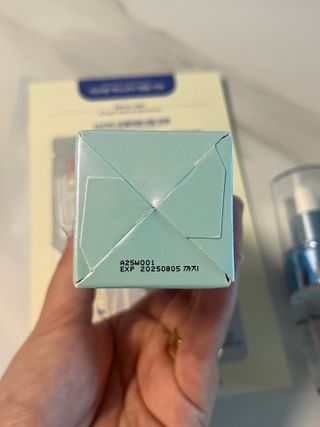 나우 [리브엠] 화해 1등 수분앰플 , 엑소코어 워터풀 텐션 앰플 — 5점을 준 리뷰어가 2023년 8월 올린 사용 사진