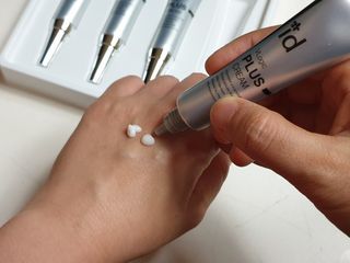 아이디플라코스메틱 아이디 브이로직 프로그램 [마이너스 필링토너+플러스 크림SET] — 5점을 준 리뷰어가 2022년 2월 올린 사용 사진