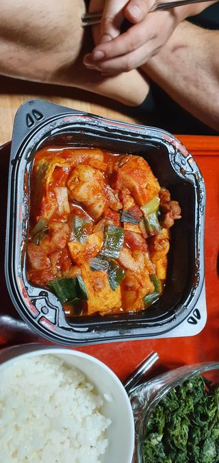 한성기업 무볼레 닭떡볶이+해물떡볶이 2종 세트 — 5점을 준 리뷰어가 2021년 9월 올린 사용 사진