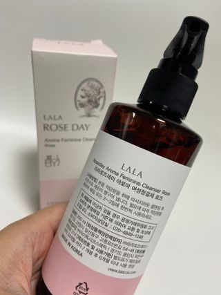 라라로즈데이 시즌2 여성청결제 200ml 아로마 페미민 클렌저, 독일더마인증 — 5점을 준 리뷰어가 2021년 9월 올린 사용 사진