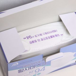 데일리브레스황사마스크KF94대형 데일리브레스 황사방역마스크 KF94 대형 — 5점을 준 리뷰어가 2021년 4월 올린 사용 사진