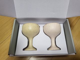 소담스퀘어 상암 [다피] 들깨 도자기 막걸리 고블렛잔 – 4Color 술잔 2P 세트(선물세트) — 4.5점을 준 리뷰어가 2022년 10월 올린 사용 사진
