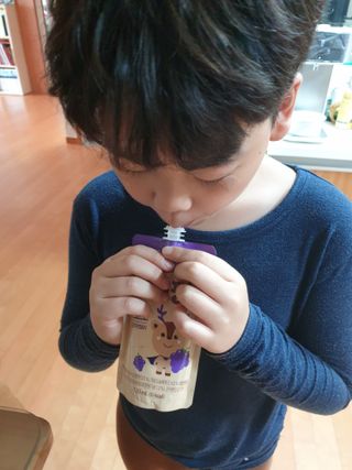 [몸엔용] 우리 아이 건강간식, 달콤한 녹용곤약젤리 디어팡 4종 — 5점을 준 리뷰어가 2022년 4월 올린 사용 사진