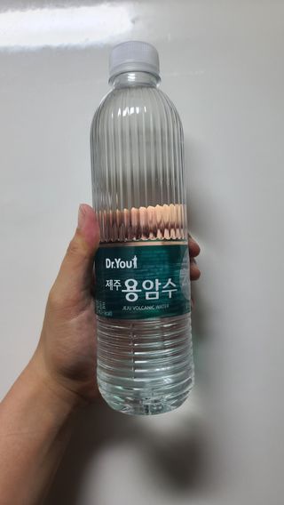 닥터유 제주용암수 닥터유 용암수 — 5점을 준 리뷰어가 2021년 7월 올린 사용 사진